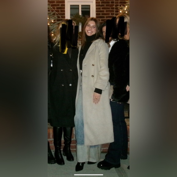 Kiki Wide-Leg Jeans - Picture 10 of 10